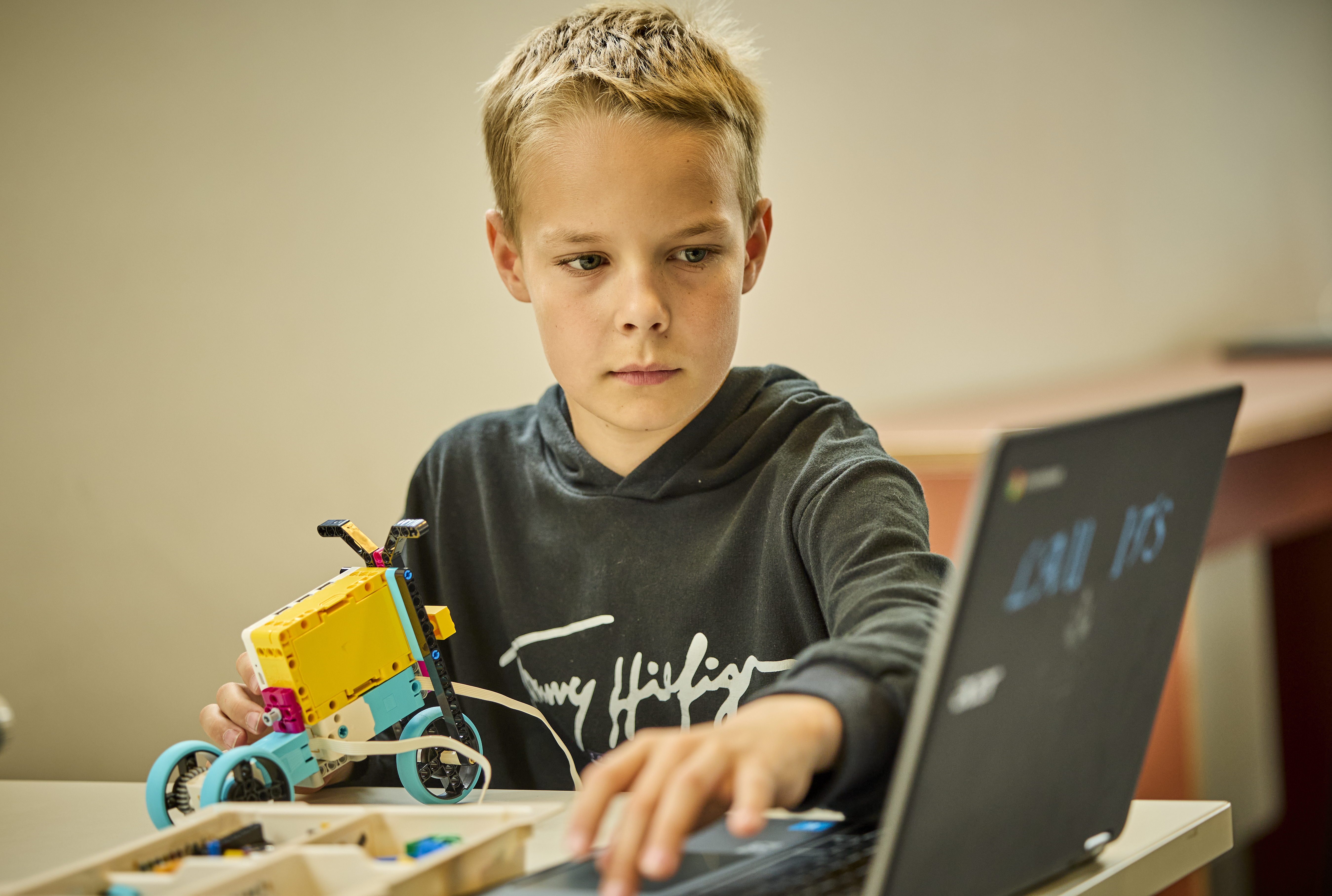 Elev i makerspace